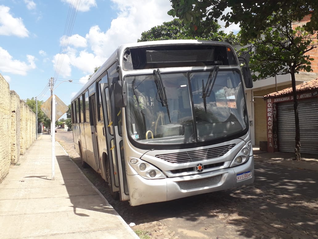 Ônibus apreendido durante inspeção do Ministério Público do Piauí